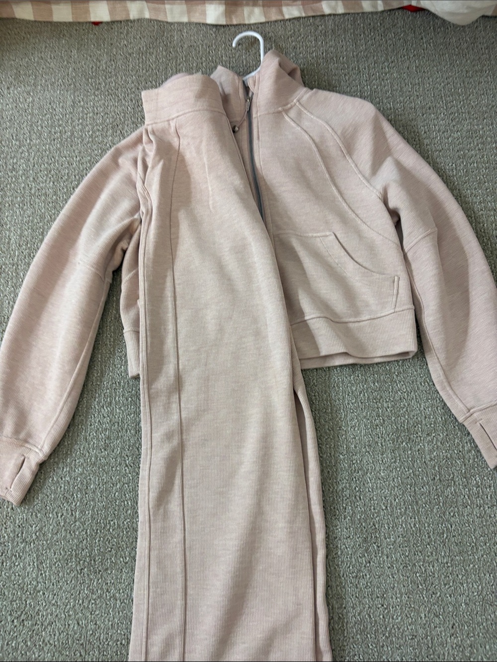 Pink Lululemon waffle scuba set. Scuba is xs/s & pants are xxs